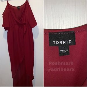 Hi-Lo Cold Shoulder Top from Torrid (Burgundy)